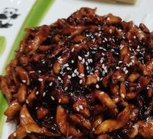 Beijing-style Shredded Pork in Soy Sauce