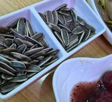 Qiyehu Jingmian Xiaohui