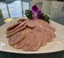 Old Beijing Garlic Sausage