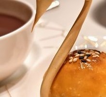 Swan Shrimp Paste Pastry