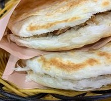 Lao Tongguan Meat Sandwich