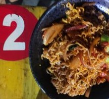 Stir-Fried Instant Noodles