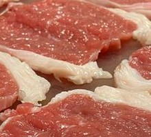 Signature Freshly Cut Lamb Top Blade