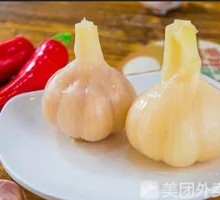 Sweet Pickled Garlic