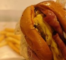 Classic Bacon Cheese Beef Burger