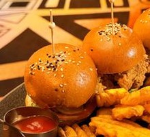 Sichuan-Flavored Fried Chicken Mini Burger