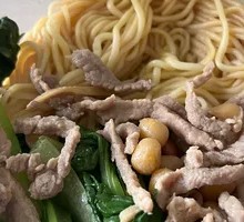 Pickled Vegetable and Pork Noodles