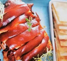 Braised Pork Belly Wrapped in Flatbread