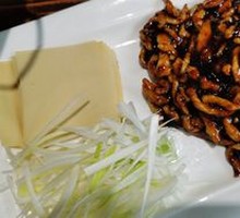 Beijing-style Shredded Pork in Soy Sauce