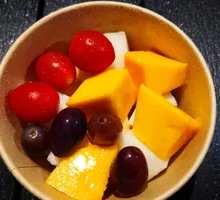 Seasonal Fruit Platter