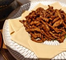 Beijing-style Shredded Pork in Soy Sauce