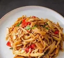 Creamy Bamboo Shoot Noodles