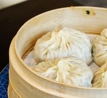 Paper Skin Vegetarian Baozi