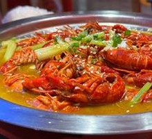 Garlic-Steamed Crawfish