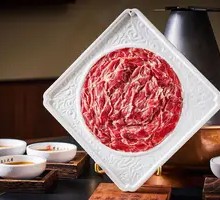 Signature Freshly Sliced Lamb Shank