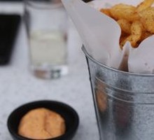 Beer-battered fries bucket