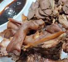 Sliced Braised Pig Trotters