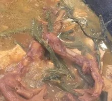 Stewed Goose in Iron Pot