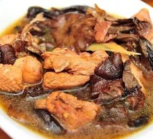 Chicken Stewed with Mushrooms