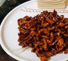 Beijing-style Shredded Pork in Soy Sauce