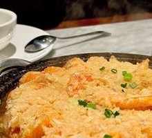 Grilled Garlic Shrimp on Stone Plate