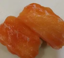 Fresh Salmon Sushi