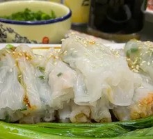 Chicken Rice Noodle Roll