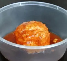 Single Lion's Head Night Snack