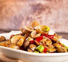 Spicy Stir-Fried Clams