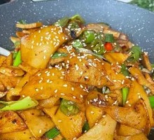 Spicy Pot-Braised Tofu with Leaves