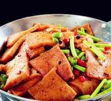 Spicy Pot-Braised Tofu with Leaves