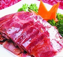 Beef Noodles with Tofu Skin and Kelp