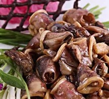 Stir-Fried Sea Rabbit in Sauce