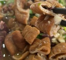 Braised Pork and Steamed Bun