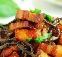 Braised Pork with Dried Beans