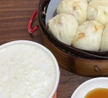 Steamed Pork Dumplings