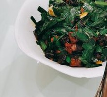 Stir-fried Leek with Snail Meat