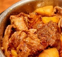 Beef Stew with Carrots and Potatoes