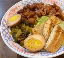 Braised Pork Intestines Rice