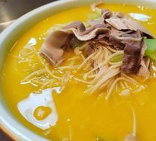 Stewed Pig's Trotter with Fresh Mushrooms