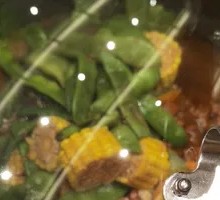 Stewed Feast in Iron Pot