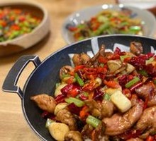 Spicy Pork Intestines Stir-fry