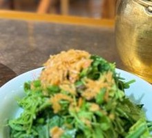 Crispy Shrimp with Loofah Tips