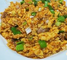 Sour Stir-Fried Egg with Wood Ear Mushrooms