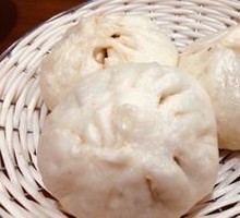 Stir-Fried String Beans with Pork Dumplings