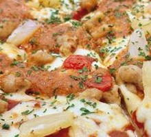 Classic Garlic Butter Cheese Double Crust