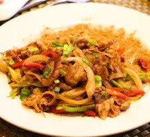 Scallion Stir-Fried Beef Noodles