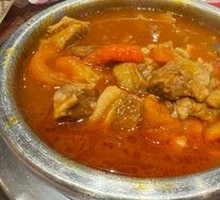 Stewed Beef Brisket in Small Pot