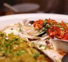Steamed Big Lake Fish Head with Chopped Chili