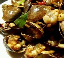 Spicy Stir-Fried Clams
